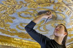 Versailles: Queen's Apartment Reopened after Restoration